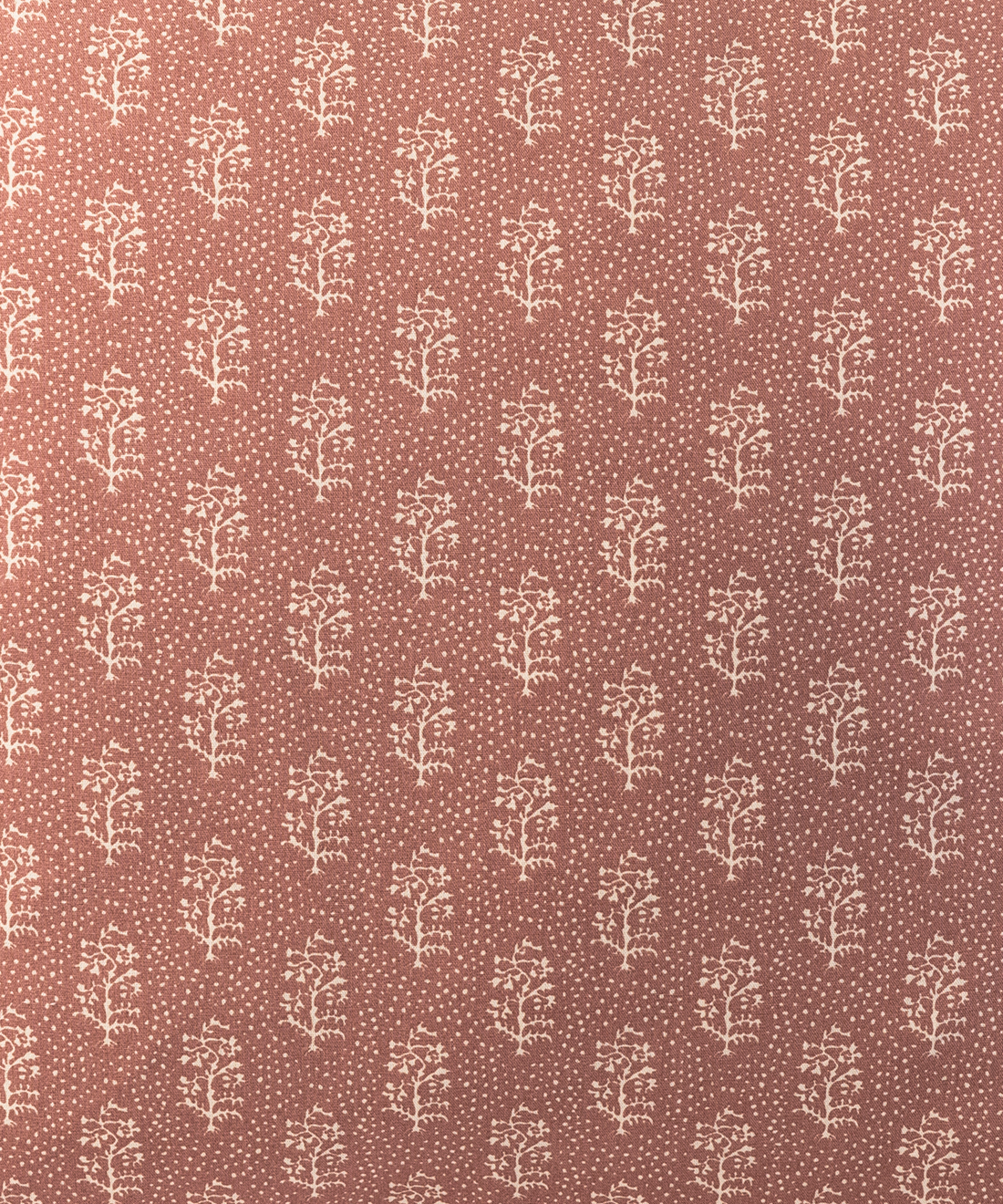 Pre-Cut Fabrics: Clove Cotton in Mulberry