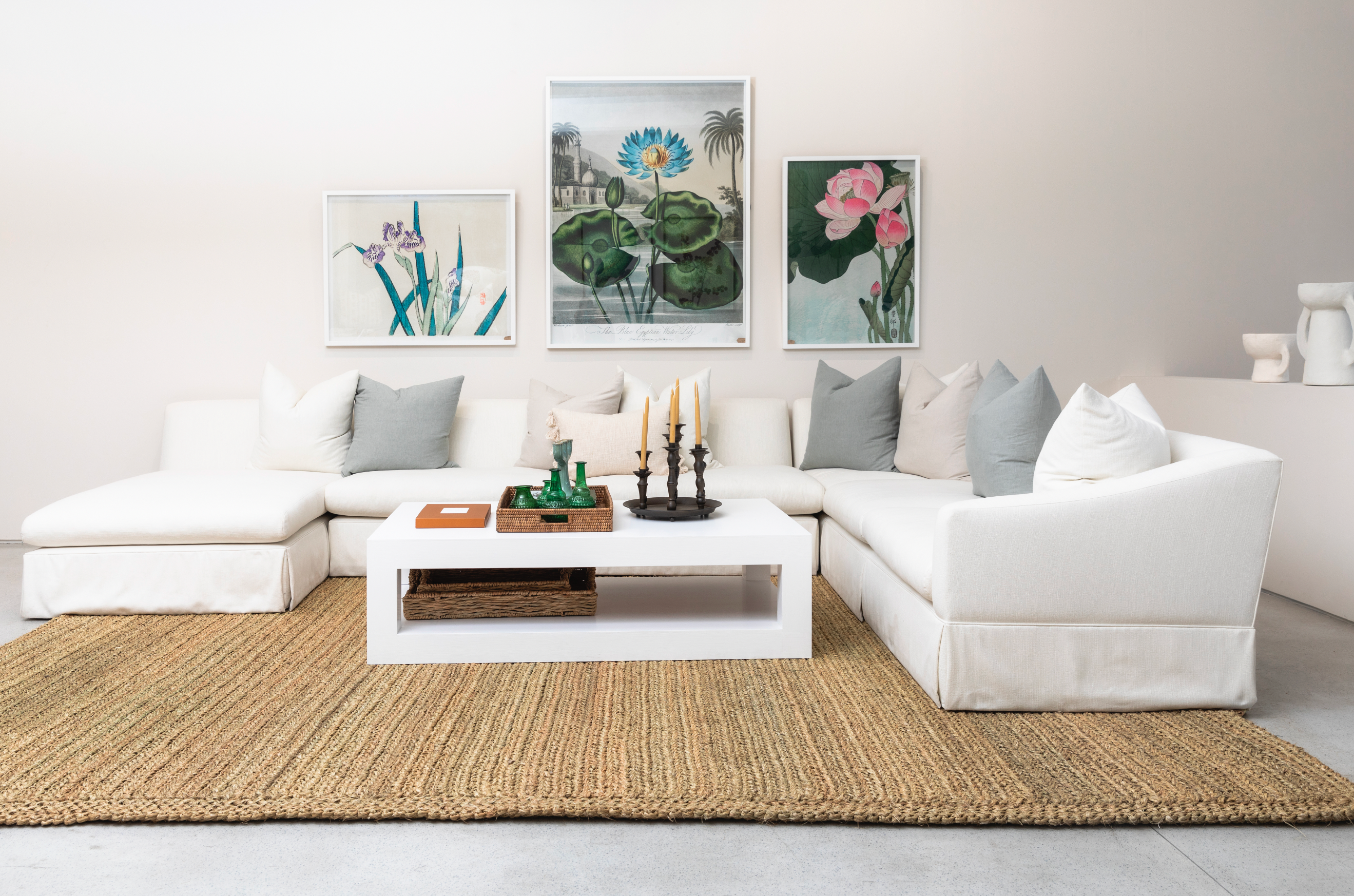 White cozy couch deals
