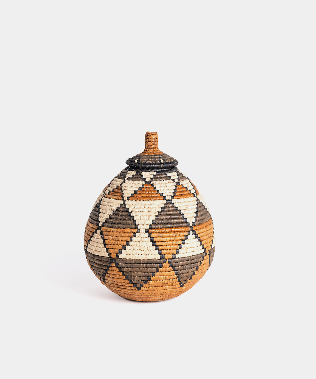 Ilala Woven Pot with Diamond