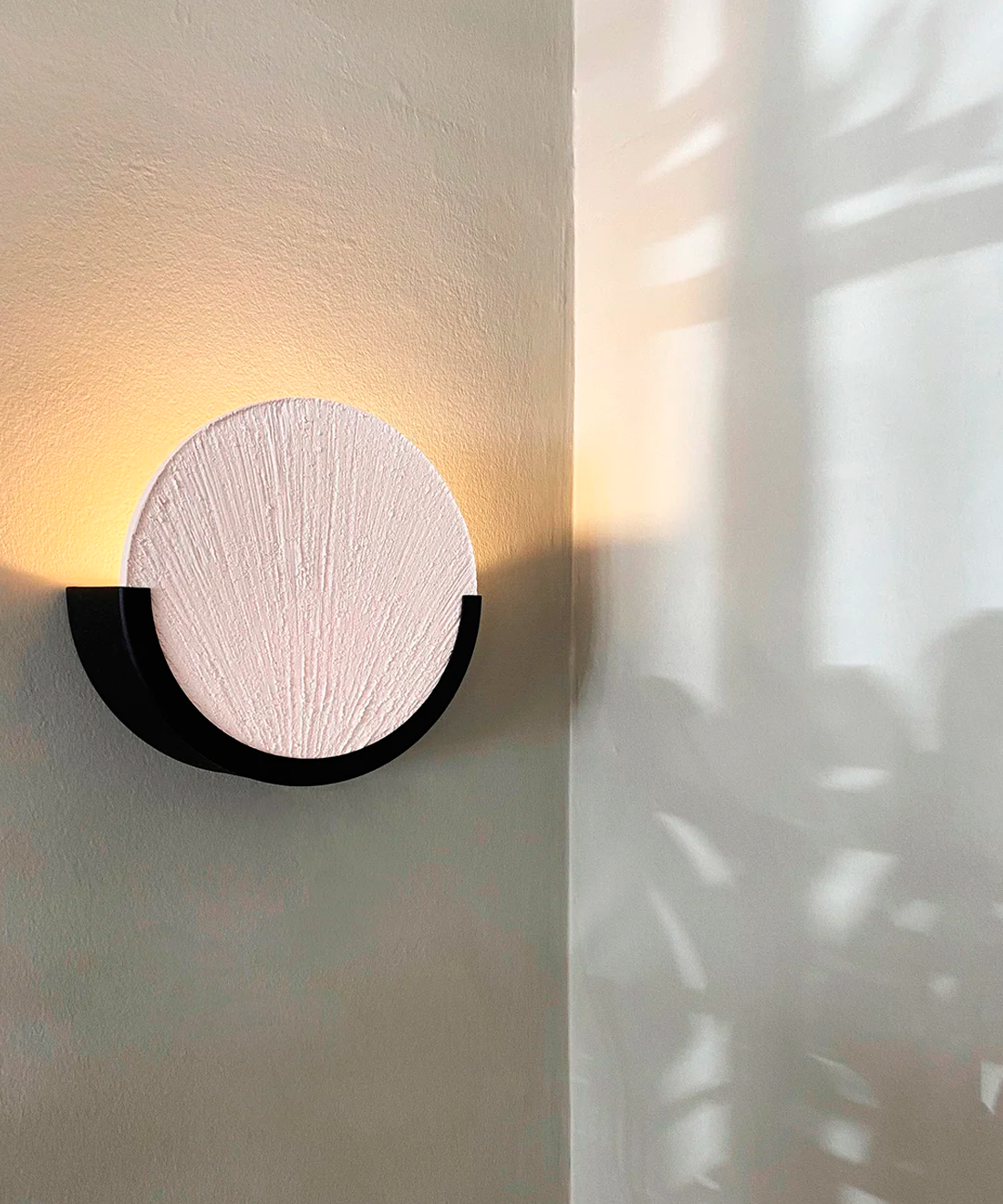 Eclipse Wall Sconce in Plaster